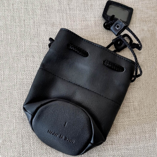 Original Contax Lens Pouch Size L - 6.5cm Diameter x 12.5cm Height (Genuine Kyocera OEM) Original Contax Lens Pouch Size L - 6.5cm Diameter x 12.5cm Height (Genuine Kyocera OEM)