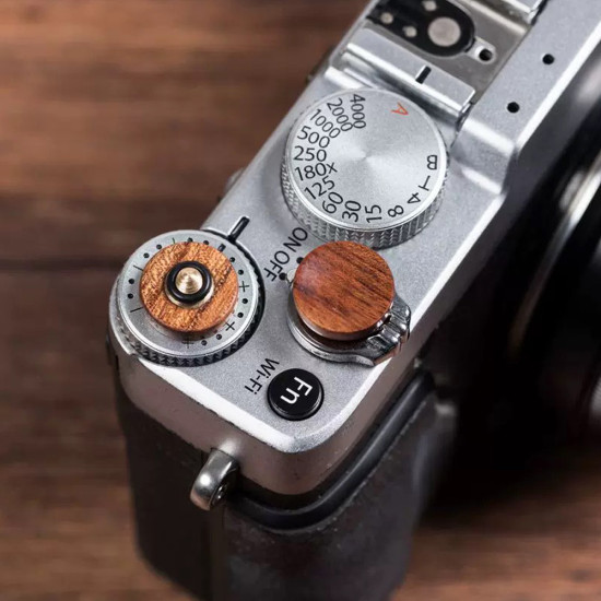Sandalwood Wood Shutter Release Button – Handcrafted for Vintage Cameras (Brone Brass Base, Tapered Thread) Sandalwood Wood Shutter Release Button – Handcrafted for Vintage Cameras (Brone Brass Base, Tapered Thread)