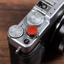 Sandalwood Wood Shutter Release Button – Handcrafted for Vintage Cameras (Brone Brass Base, Tapered Thread)