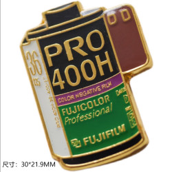 Fujifilm PRO 400 film pin vintage camera metal badge Fujifilm PRO 400 film pin vintage camera metal badge