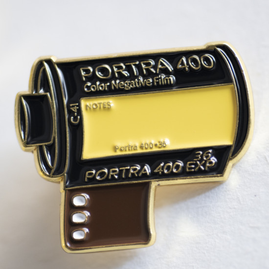 Portra 400 film pin vintage camera metal badge Portra 400 film pin vintage camera metal badge