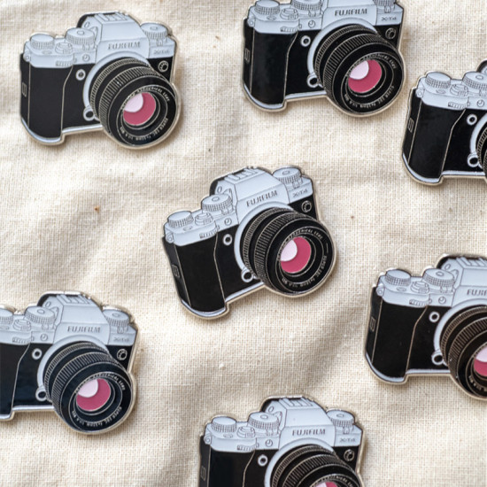 Fujifilm XT-3 fiml camera pin vintage camera metal badge Fujifilm XT-3 fiml camera pin vintage camera metal badge